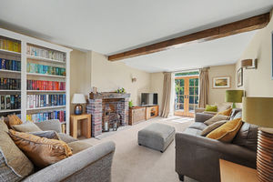 Sitting room- click for photo gallery